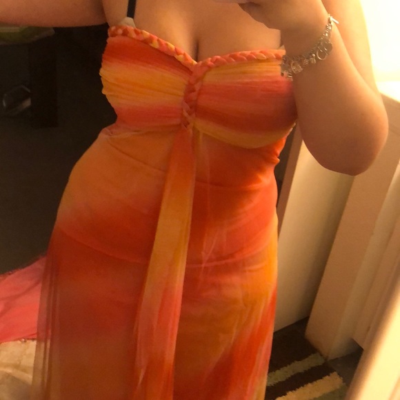 Dress - Picture 2 of 3